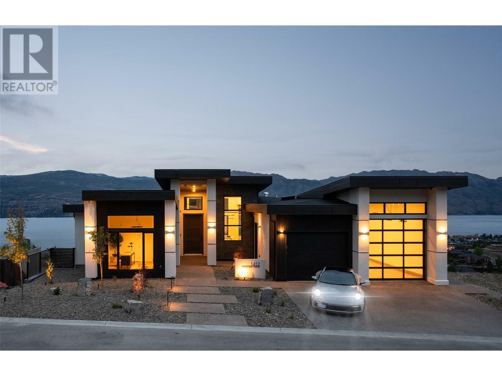 1412 Vineyard Drive  West Kelowna BC V4T 3B4 photo