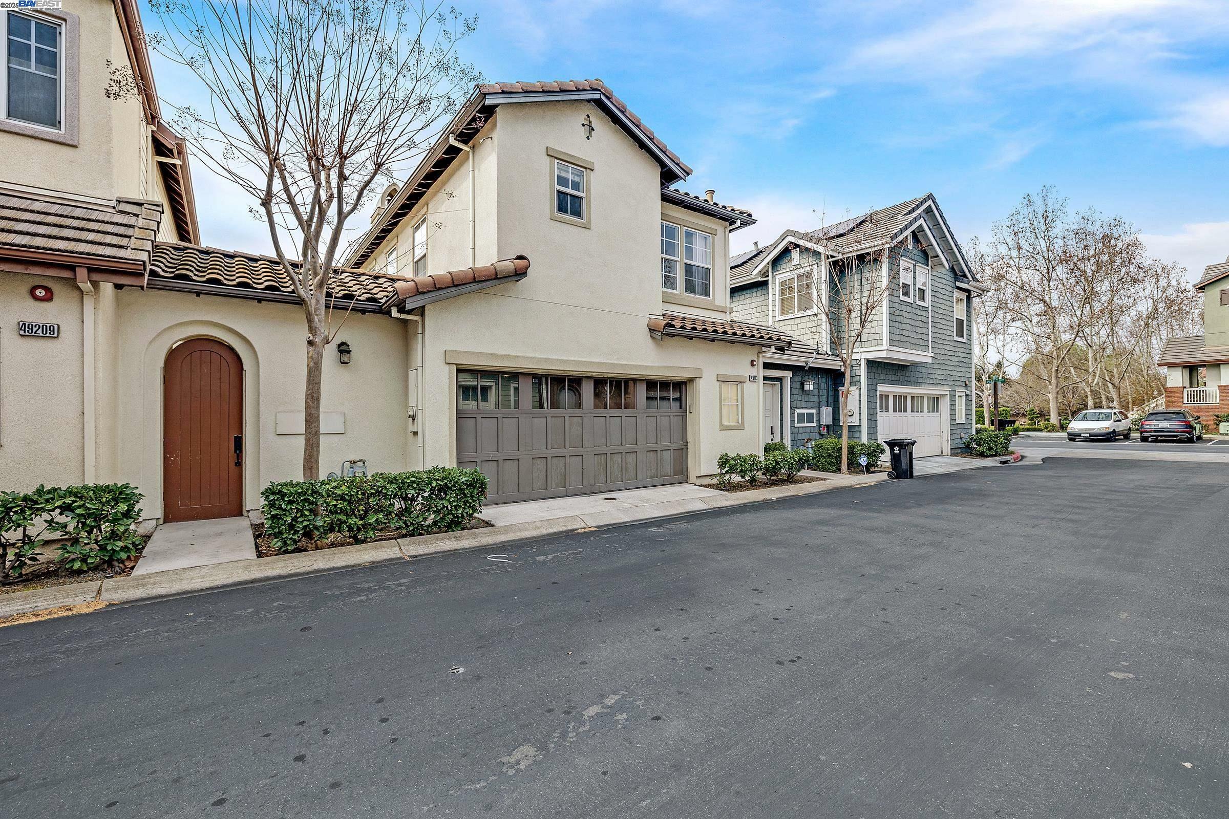 Property Photo: 49193 Sweetpea Ter CA 94539