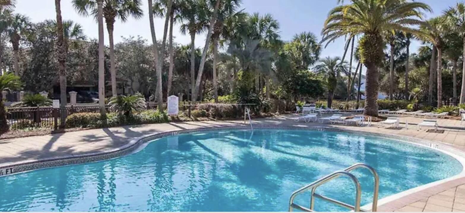 Property Photo: 91 Cayman Cove FL 32541