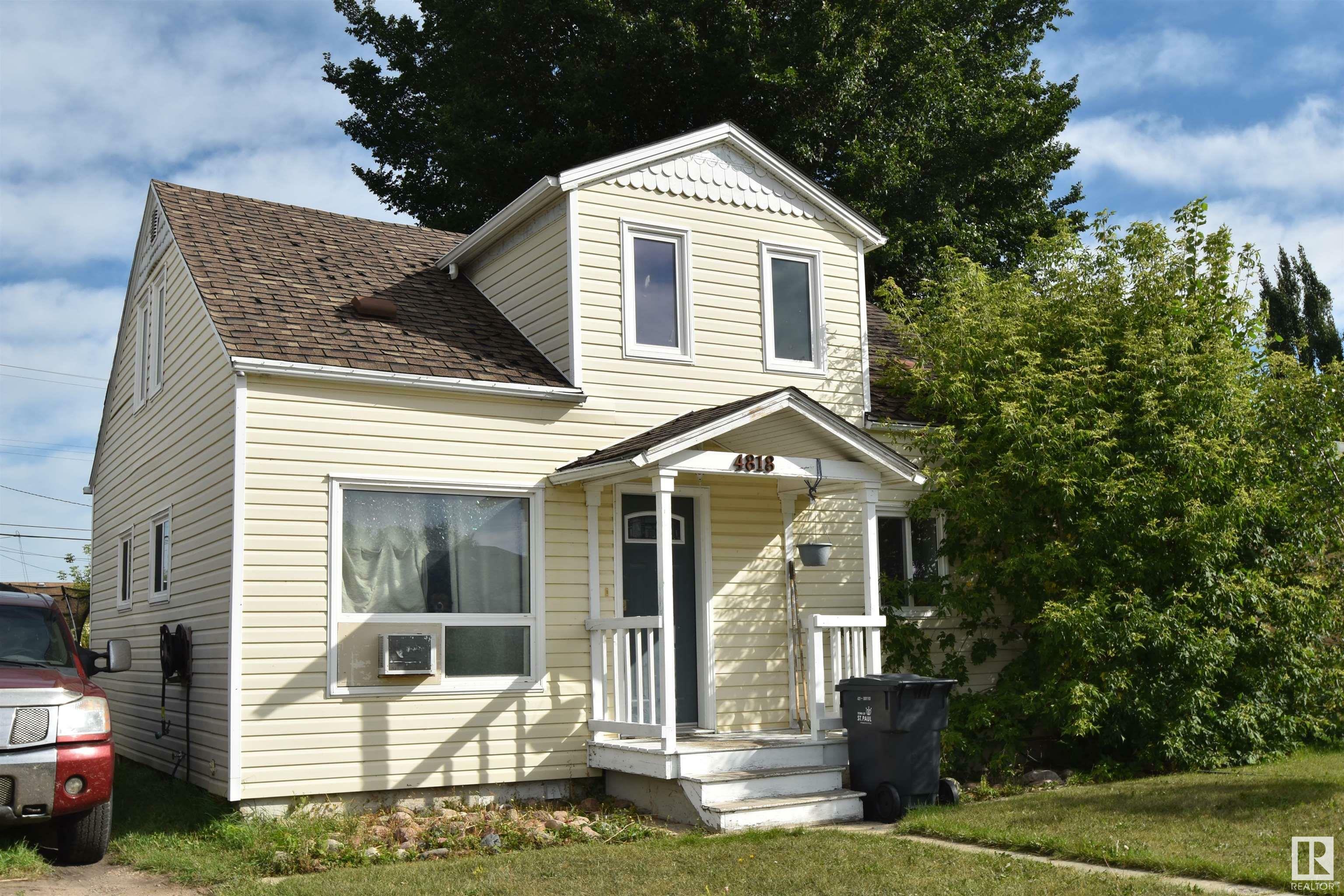 Property Photo: 4818 45 Avenue AB T0A 3A3
