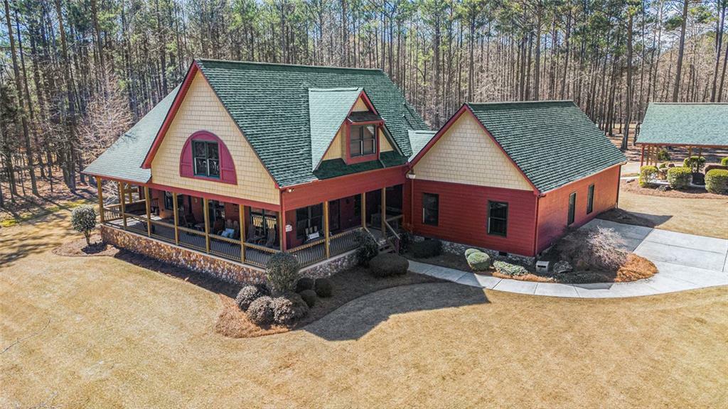 Property Photo: 430 Moccasin Gap Road GA 30233