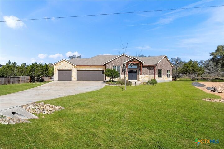 Property Photo: 110 Liberty Bell Lane TX 78623