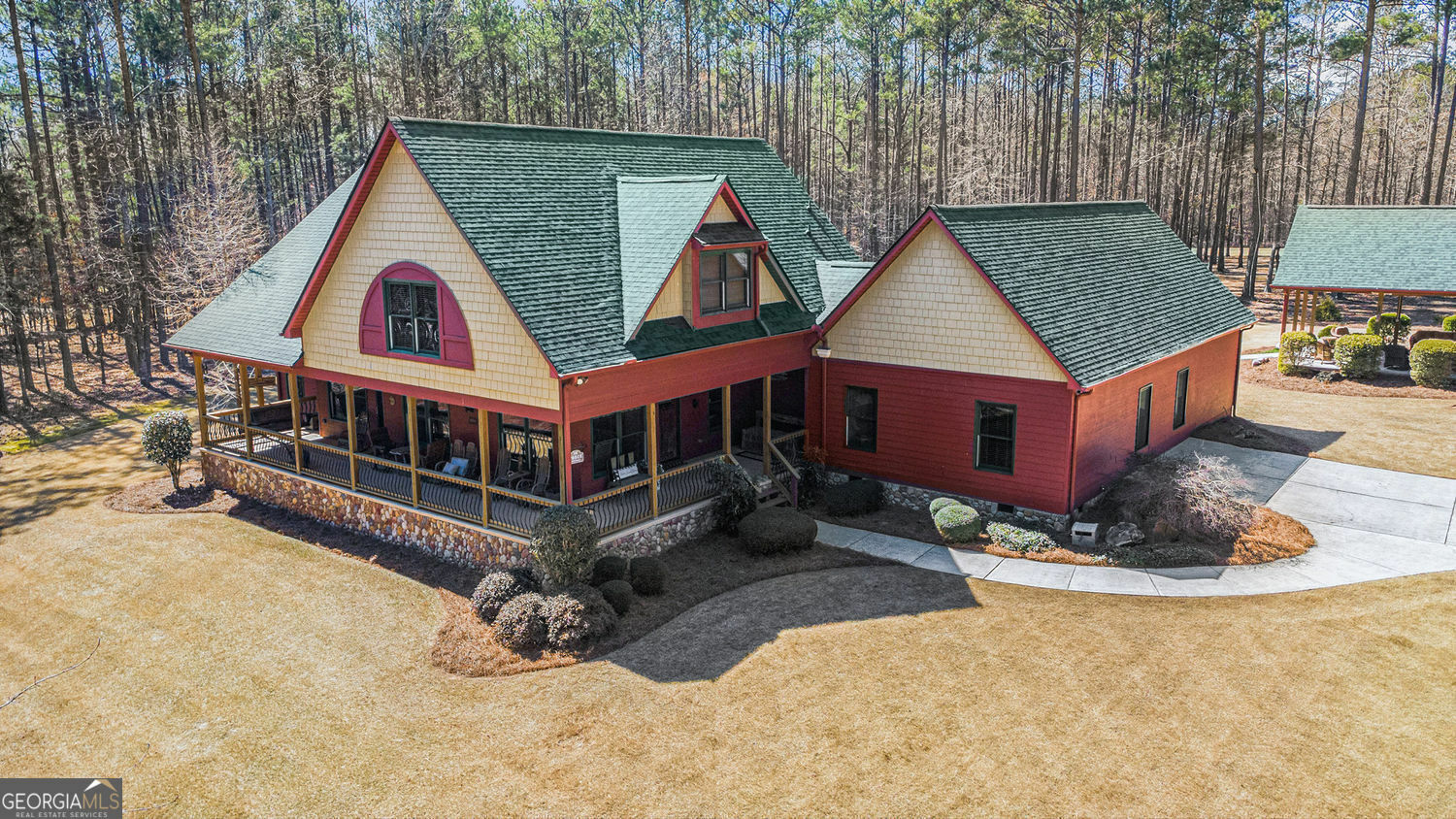 Property Photo: 430 Moccasin Gap Road GA 30233