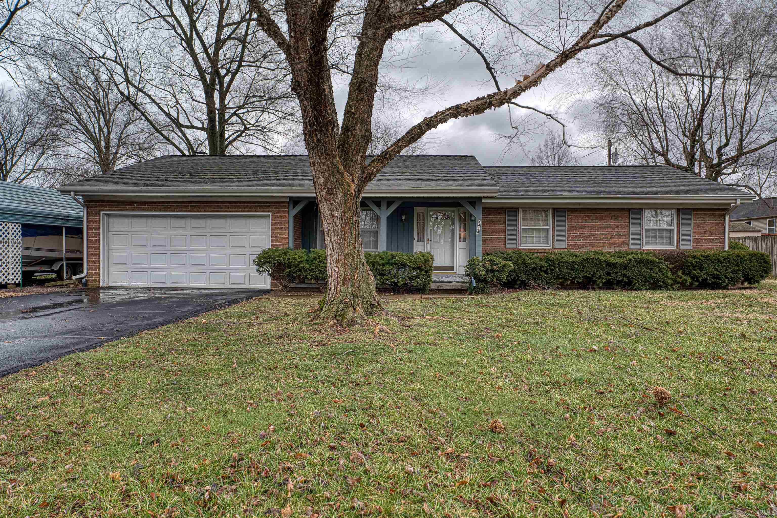 Property Photo: 4444 State Road 261 IN 47630