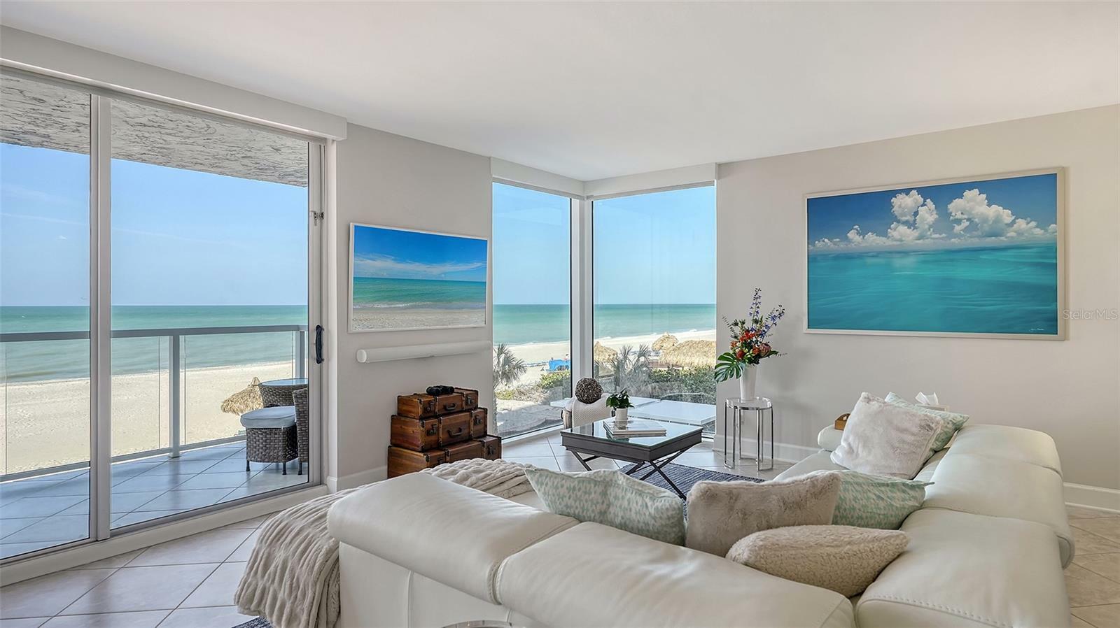 Property Photo: 2425 Gulf Of Mexico Drive 3E FL 34228
