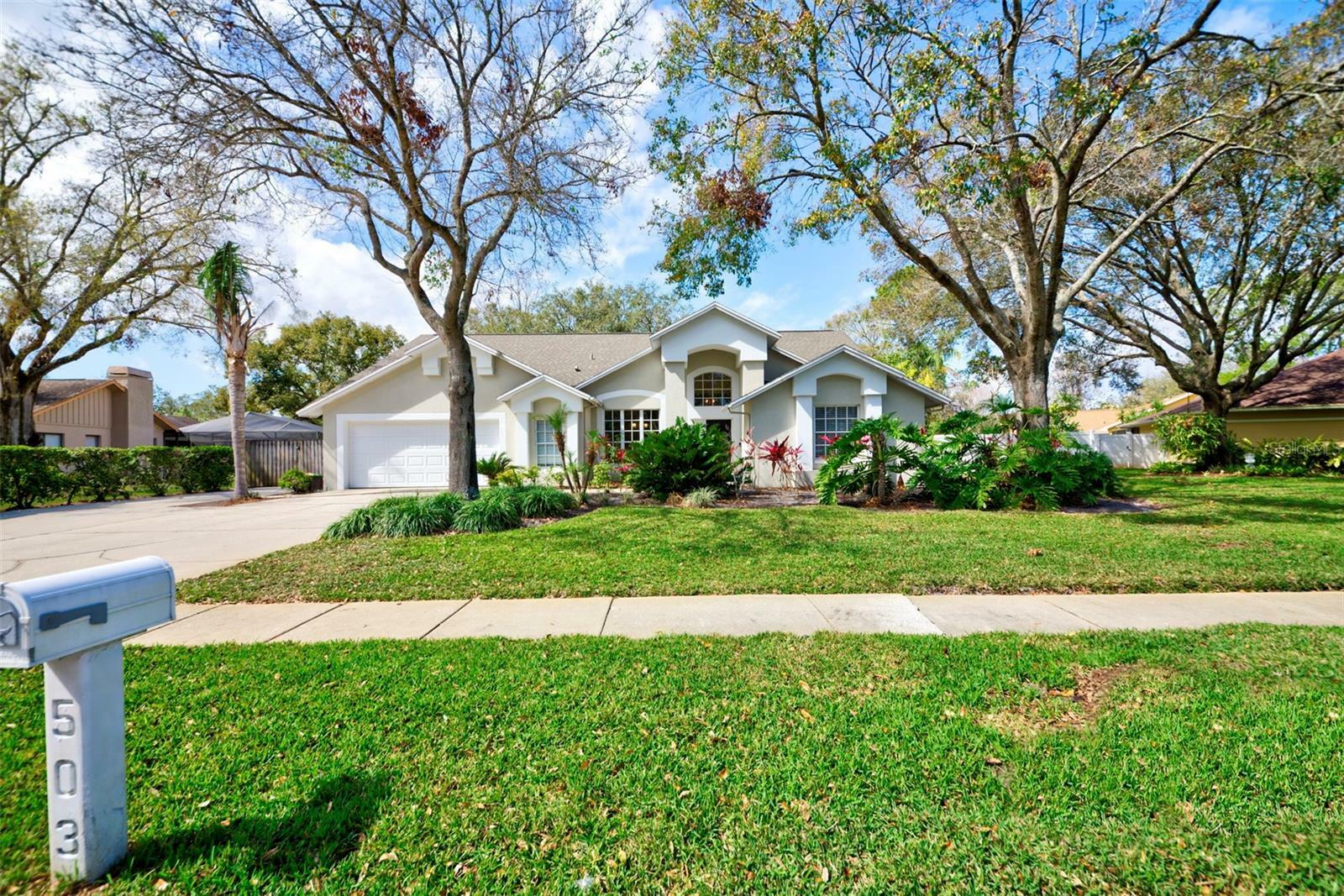 Property Photo: 503 Old Grove Drive FL 33548