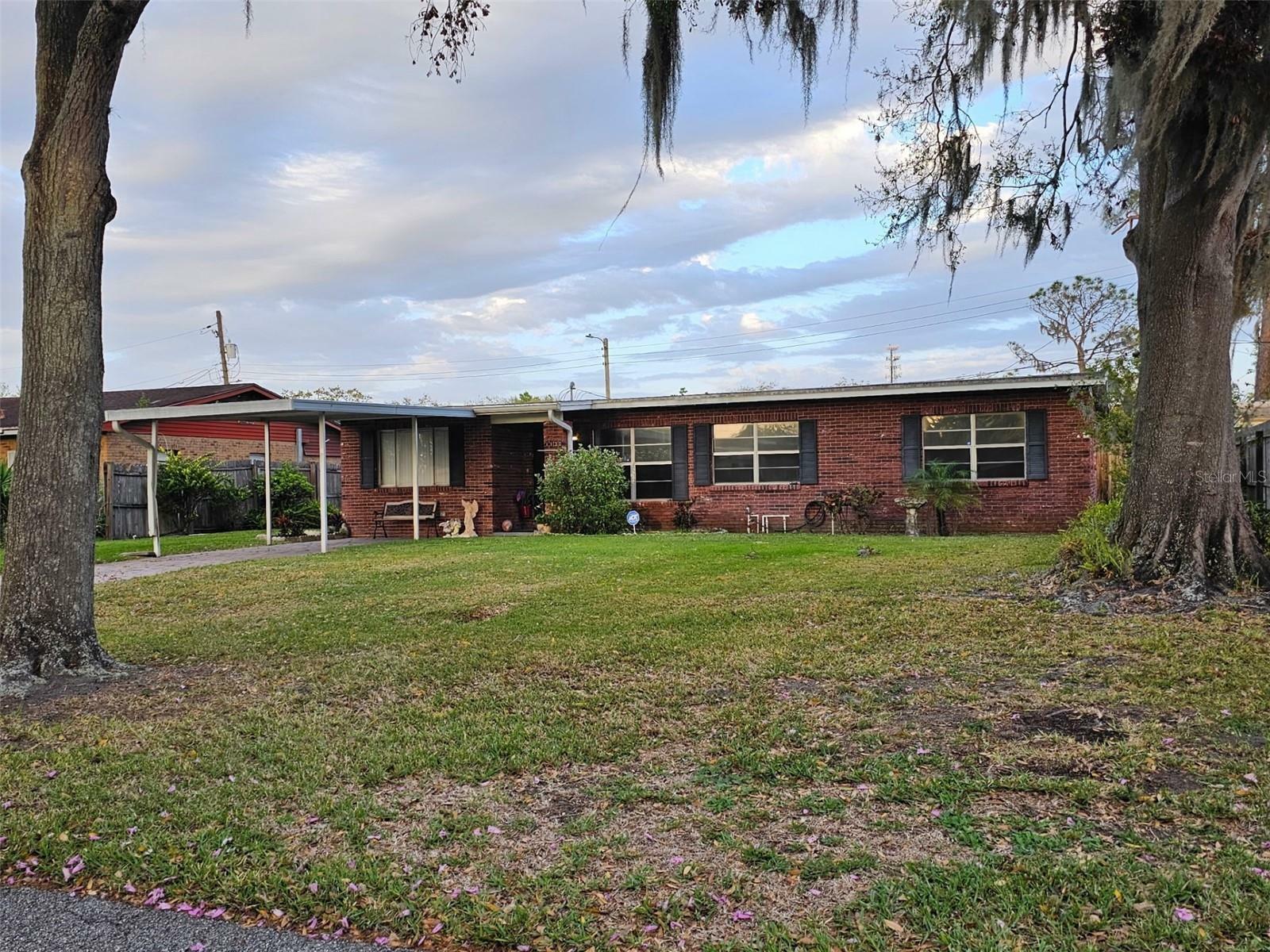 Property Photo:  1130 N Mill Avenue  FL 33830 