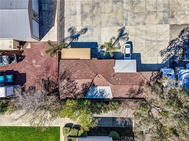 Property Photo:  442 E Arrow 1/2  CA 91786 