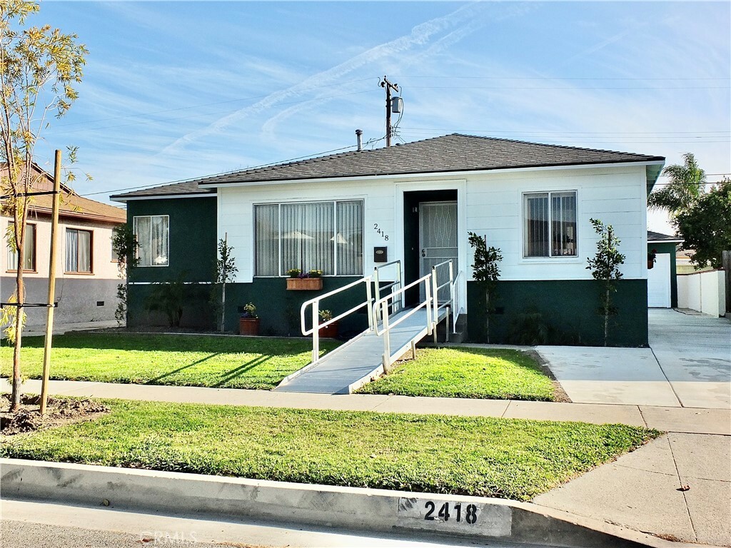 2418 Denmead Street  Lakewood CA 90712 photo