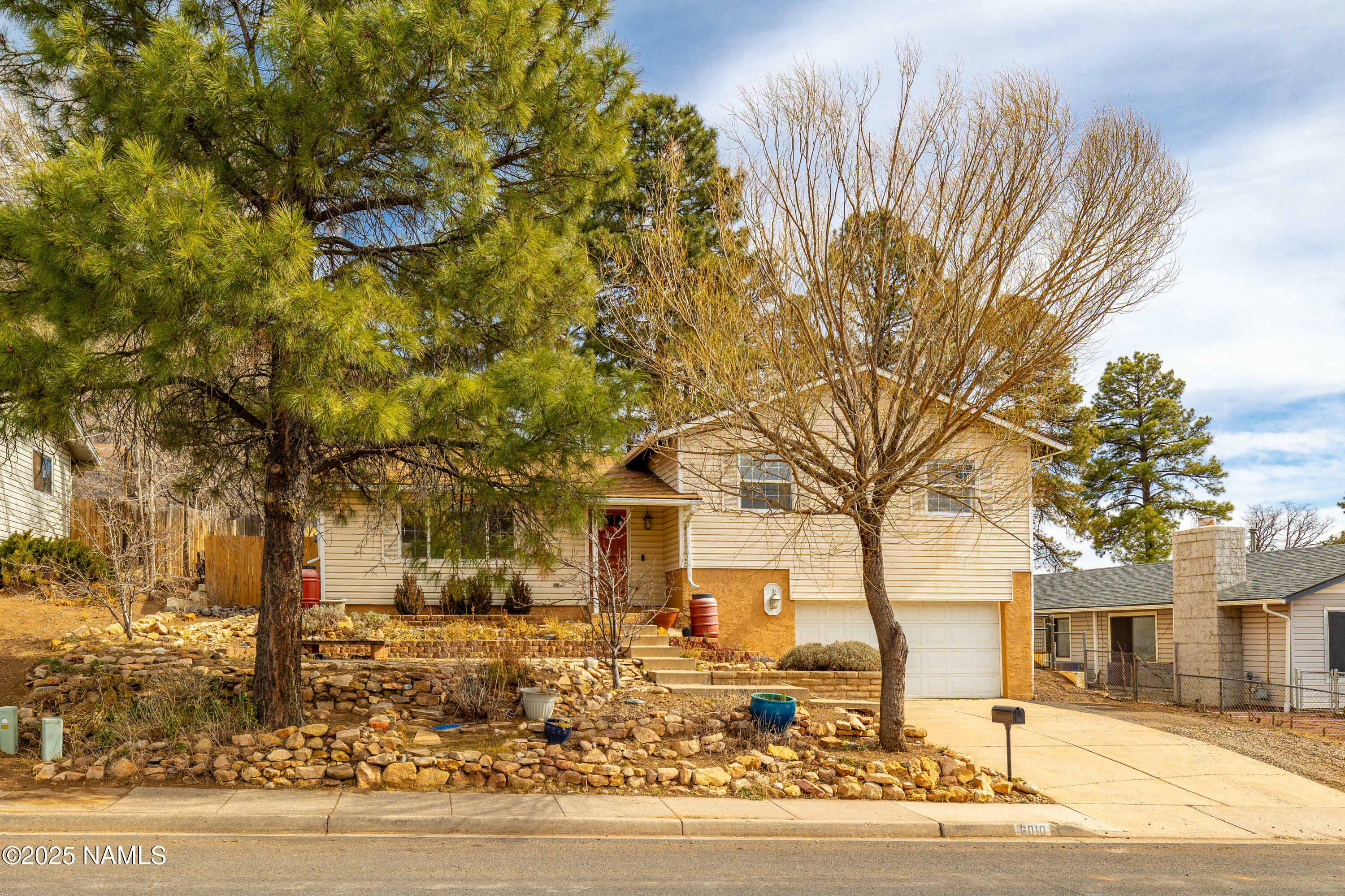 Property Photo:  6010 N Dodge Avenue  AZ 86004 