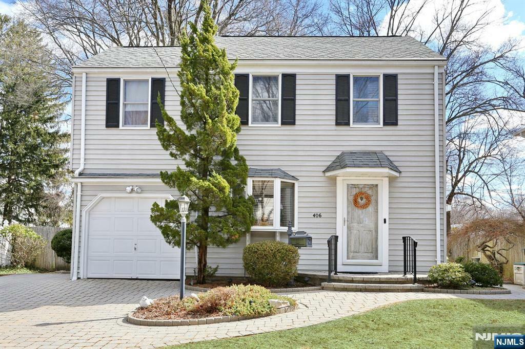 Property Photo:  406 Terhune Avenue  NJ 07652 