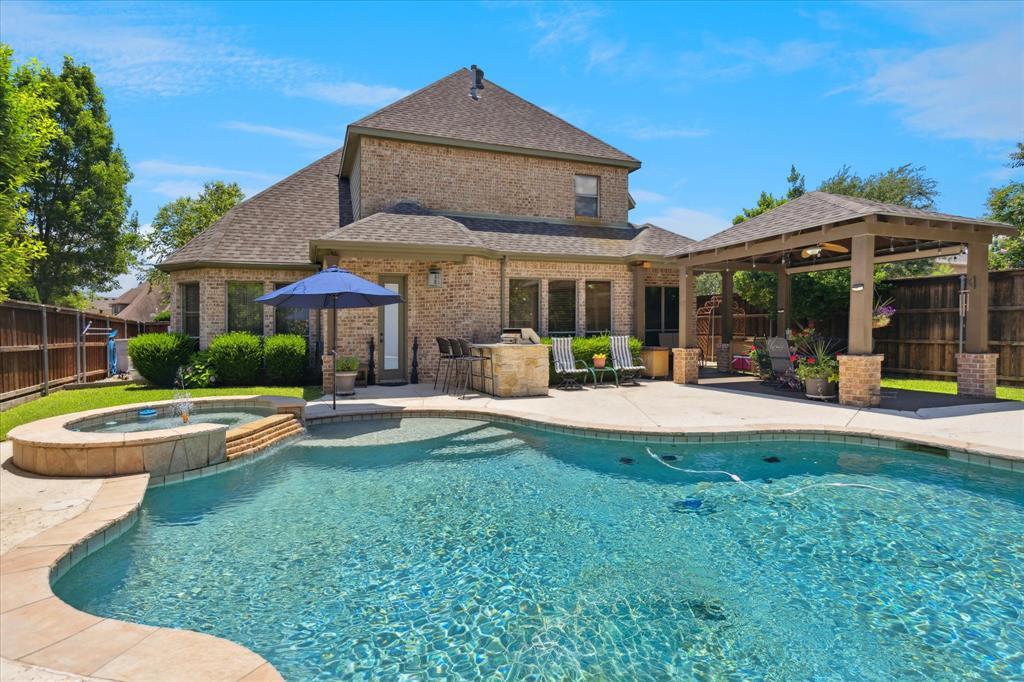 Property Photo: 9216 Cachelle Court TX 76182