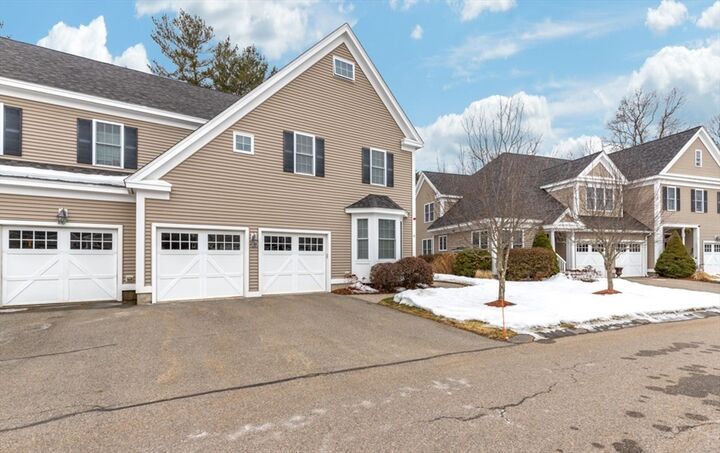 Property Photo: 50 Mount Vernon Street 13 MA 01864