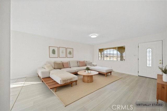 Property Photo: 39322 10th Street East CA 93550