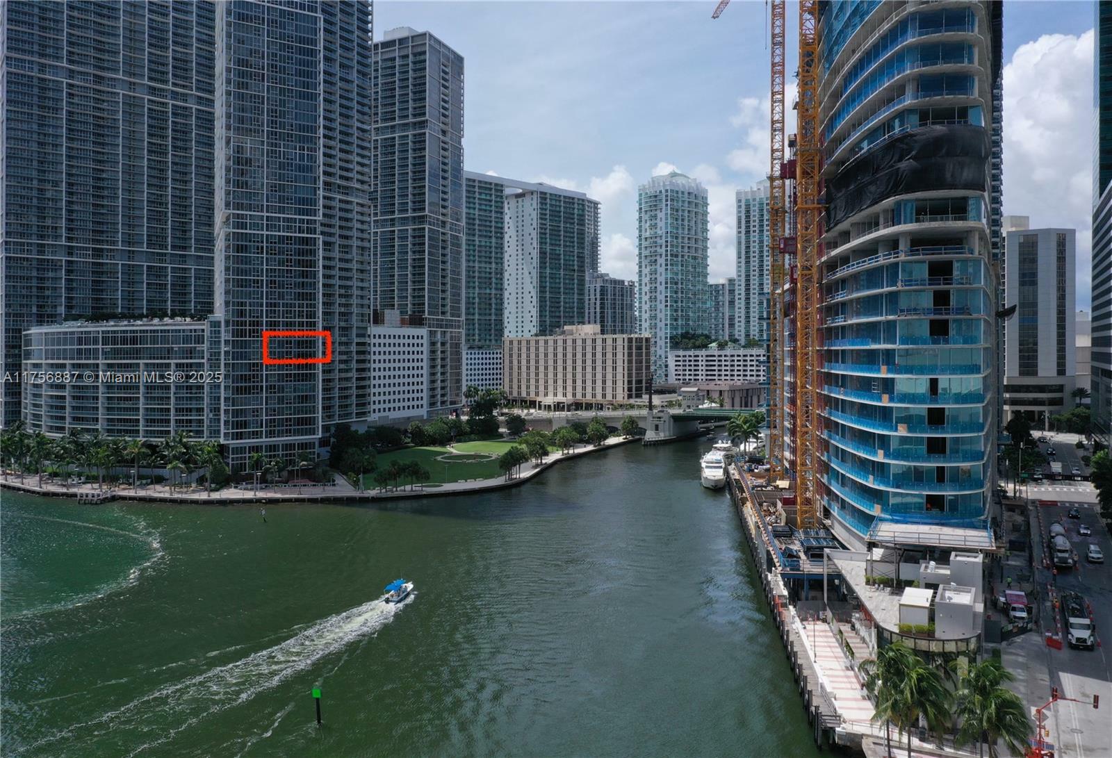 465 Brickell Ave 1002  Miami FL 33131 photo