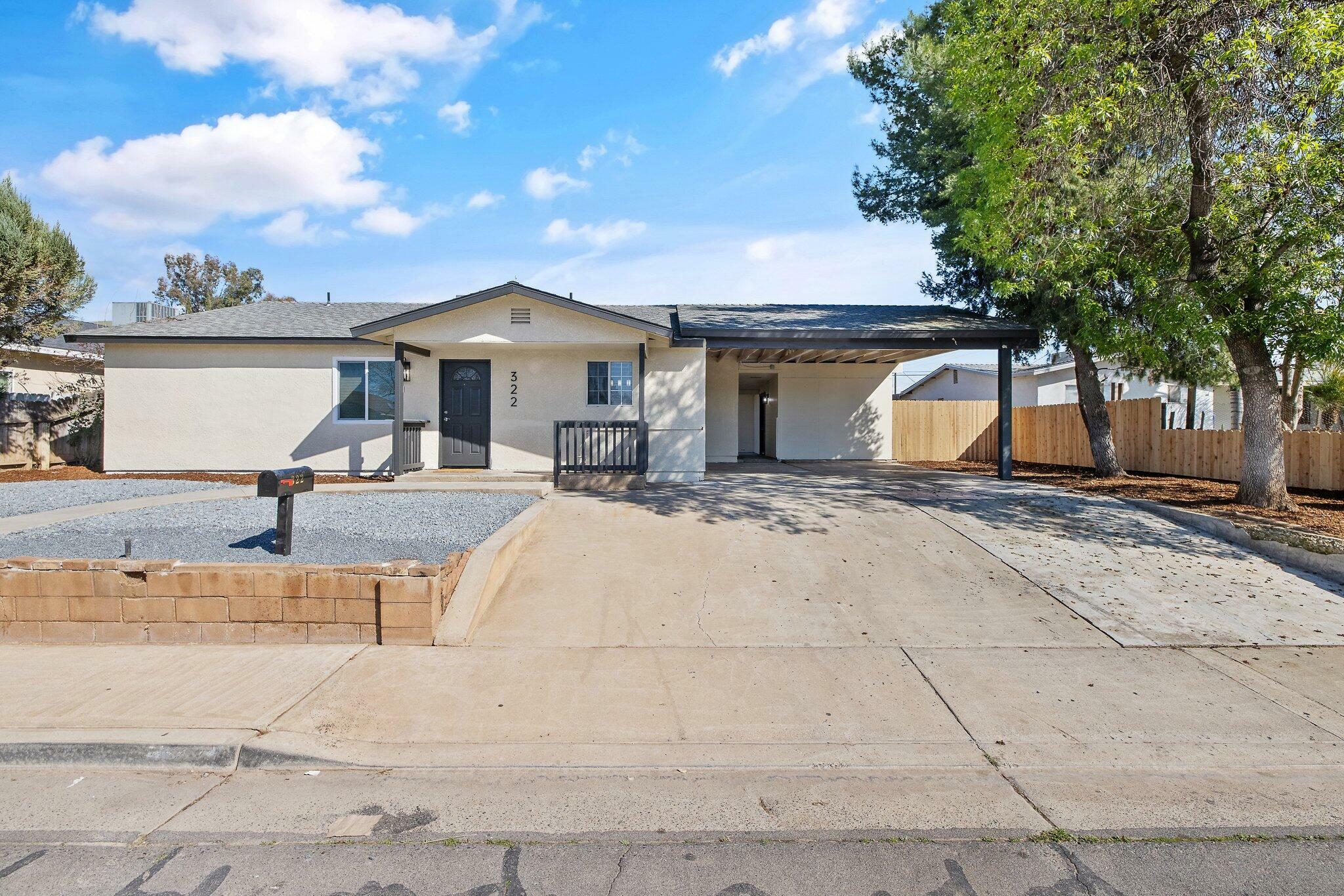 Property Photo:  322 N Lemona Street  CA 93286 