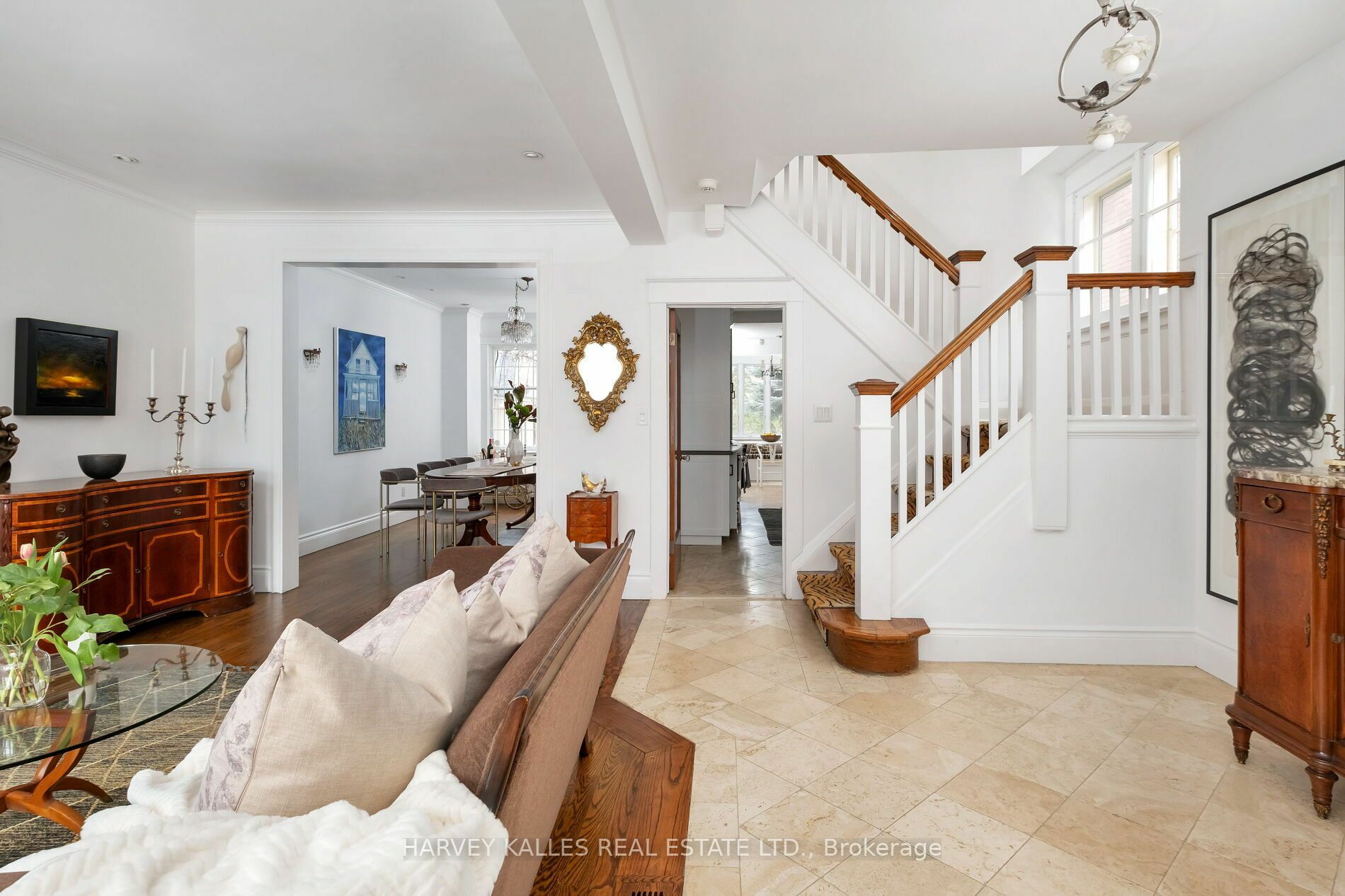 Property Photo:  296 Glen Road  ON M4W 2X3 