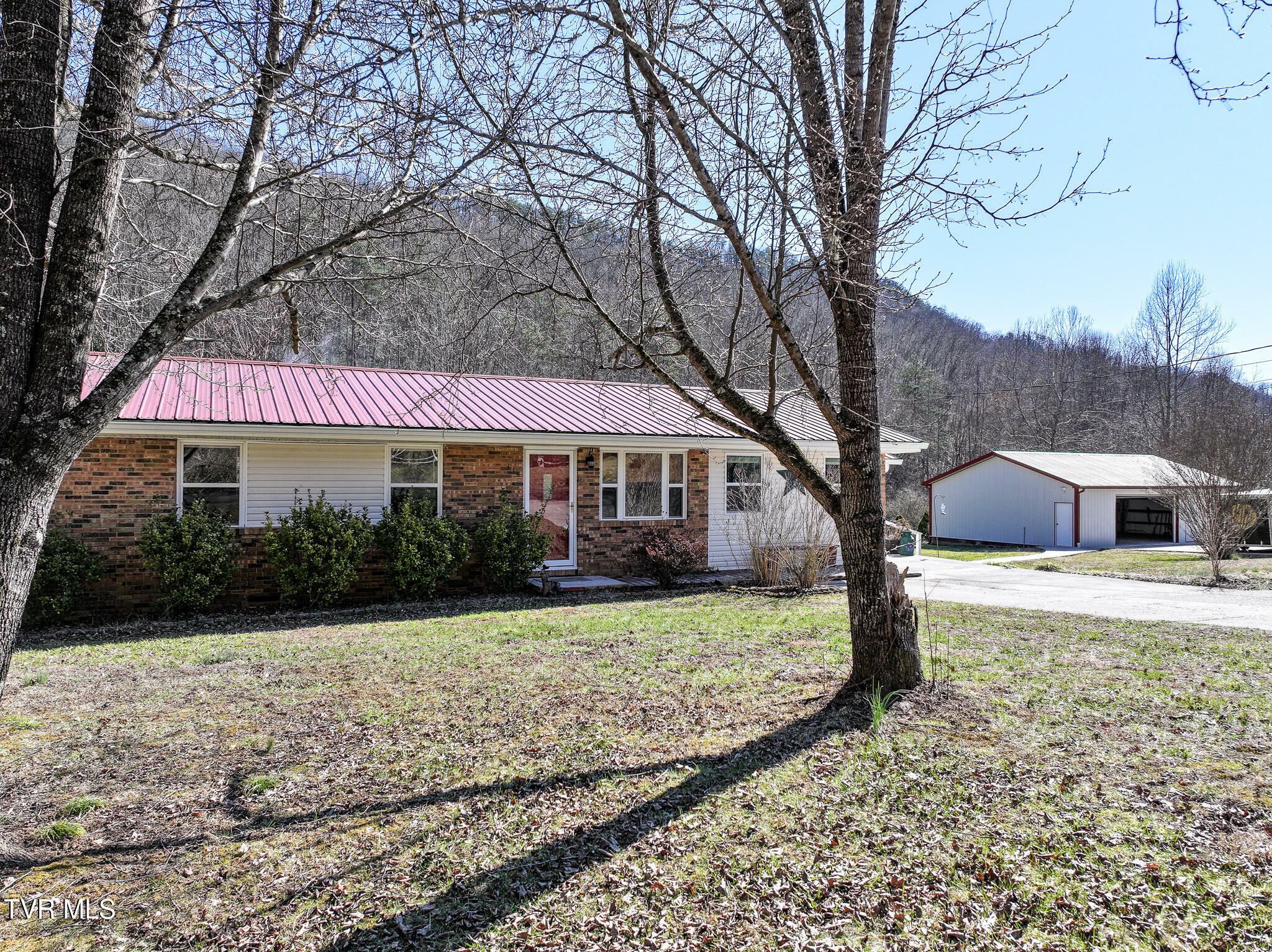 Property Photo:  314 Cave Springs Road  TN 37857 