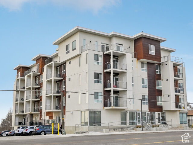 Property Photo: 2101 N Main St W 302 UT 84015