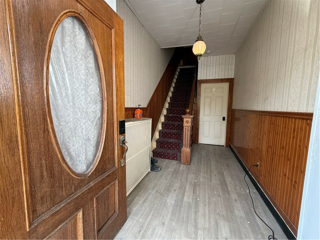Property Photo: 705 E 18th Ave PA 15120