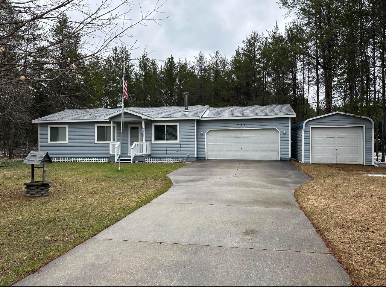 Property Photo:  208 W Loves Drive  MI 48653 