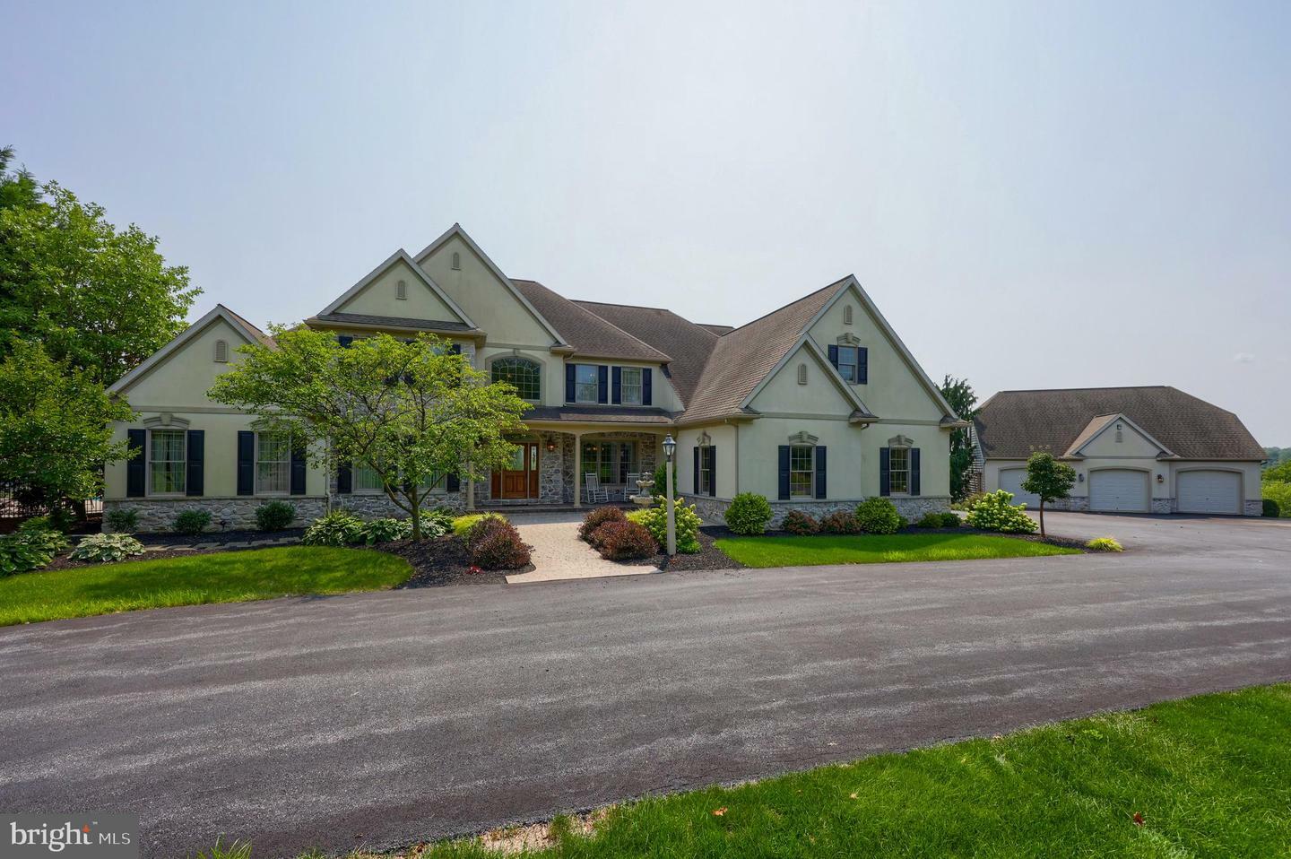 Property Photo:  1409 Diamond Station Road  PA 17522 