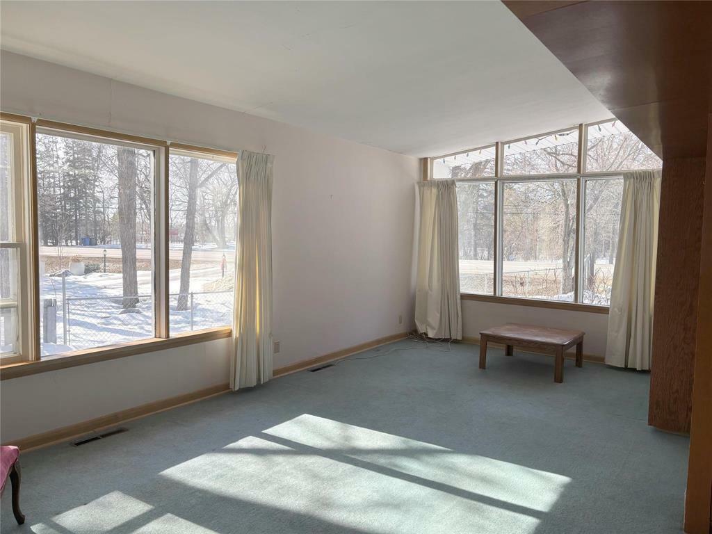 Property Photo:  3703 Henderson Highway  MB R2E 1B1 