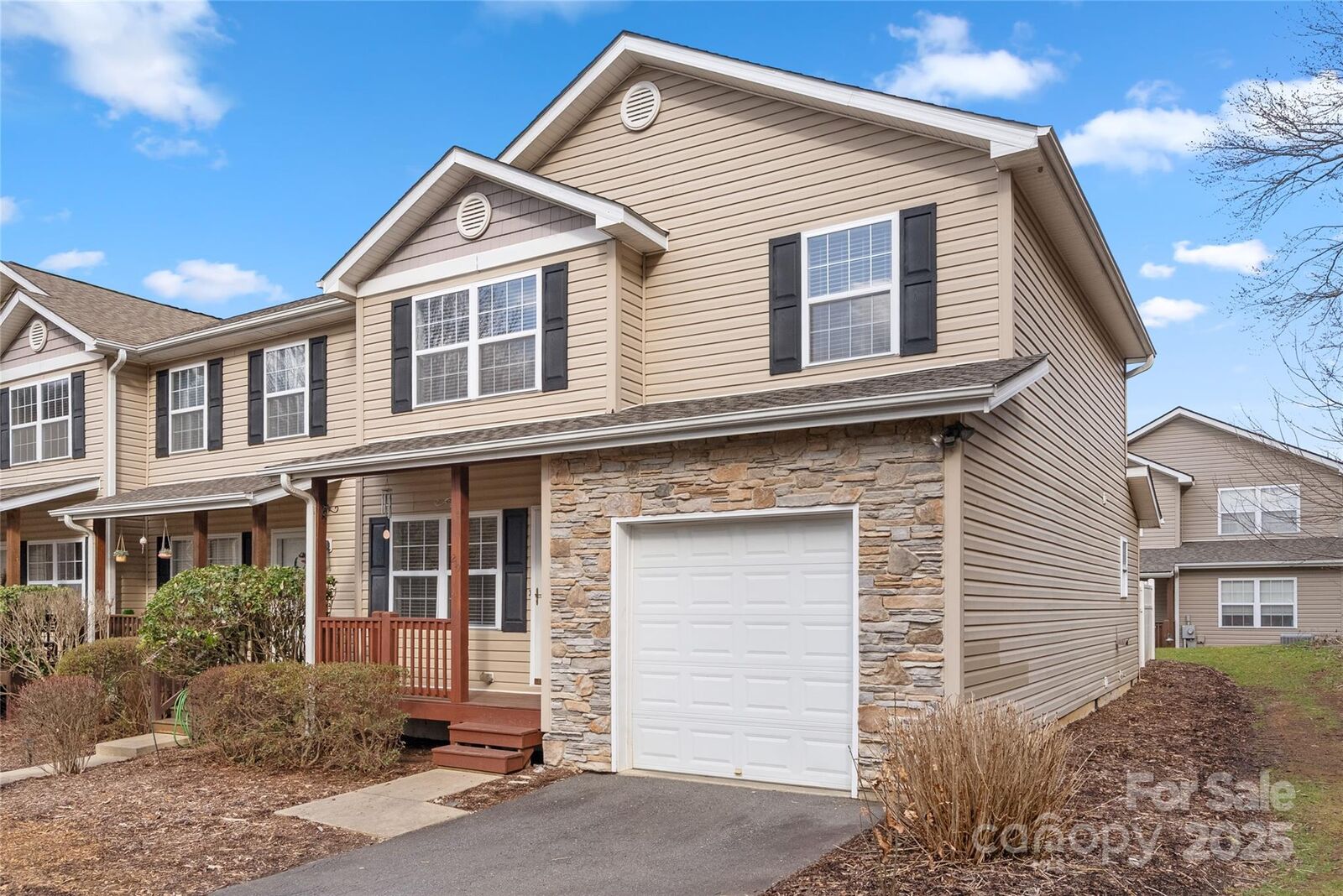 Property Photo:  210 Pembrook Road  NC 28778 