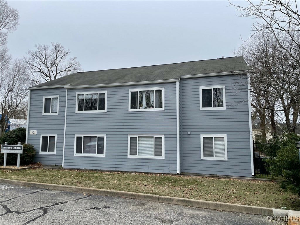 Property Photo: 103 Lake Powell Road E VA 23185