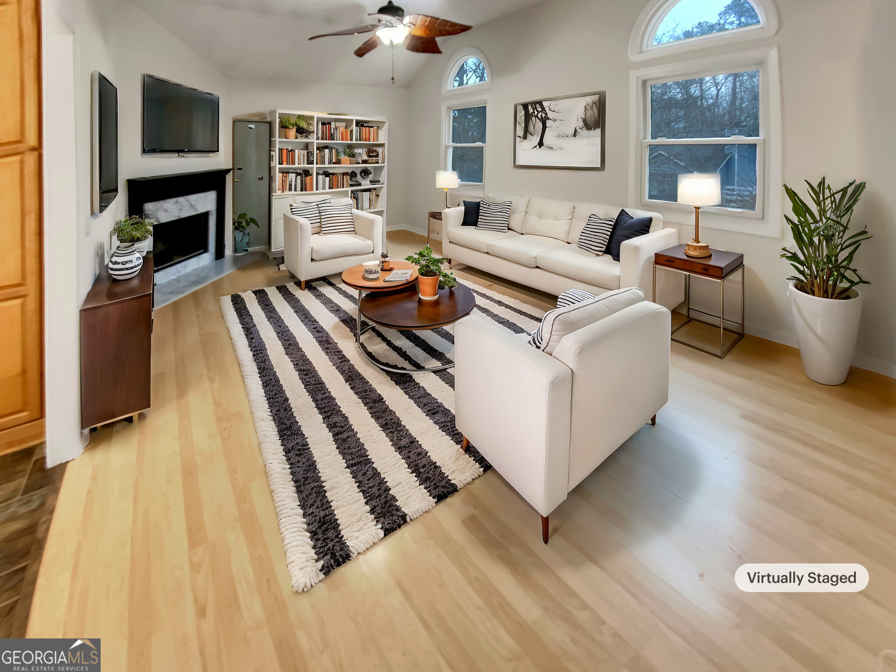 Property Photo: 832 Overlook Trail GA 30115