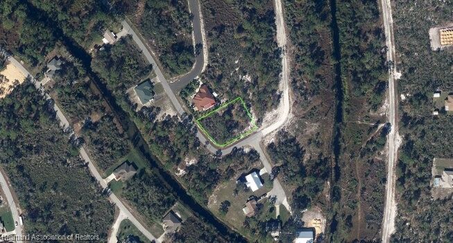 Property Photo:  588 Roosevelt Avenue NE  FL 33852 