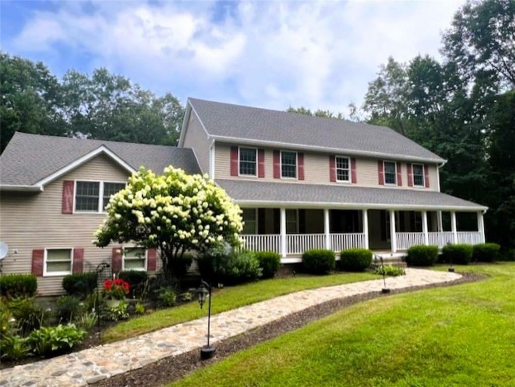 Property Photo:  10 Stonewall Drive  NY 12531 