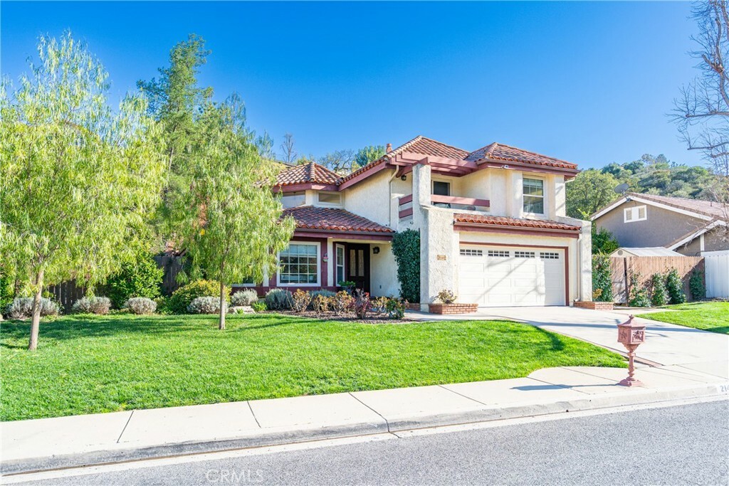 Property Photo: 2140 Glastonbury Road CA 91361