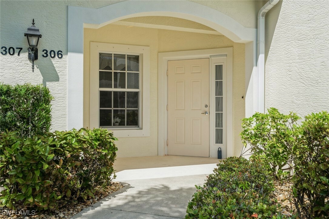 Property Photo: 10116 Colonial Country Club Boulevard 306 FL 33913