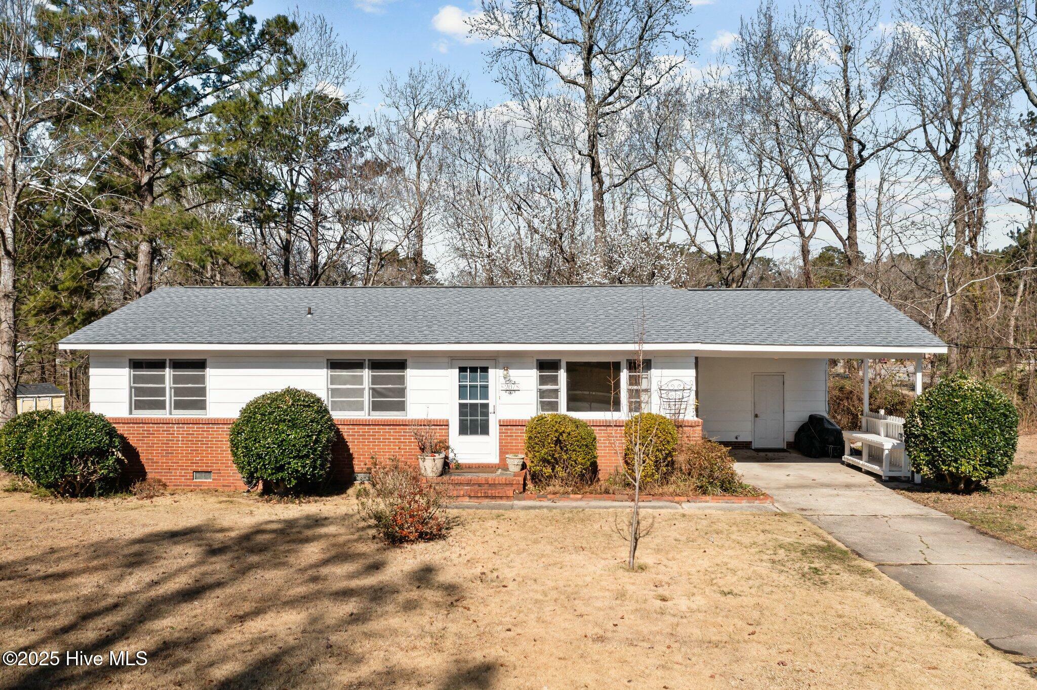 207 Cardinal Road  Jacksonville NC 28546 photo