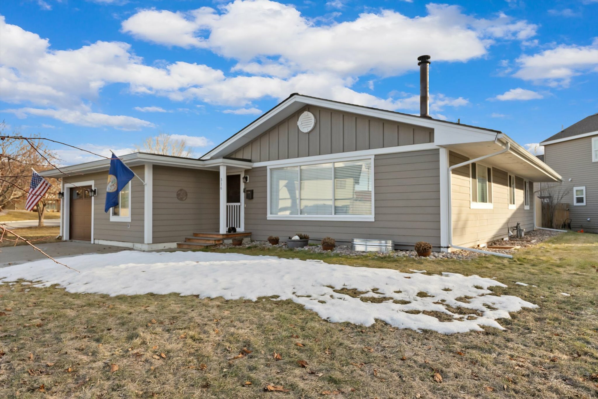 Property Photo:  316 Parkway Drive  MT 59901 