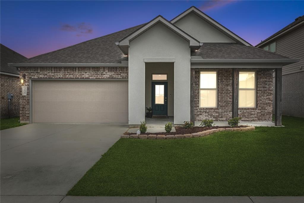 Property Photo: 5635 Oak Trace Drive LA 70776