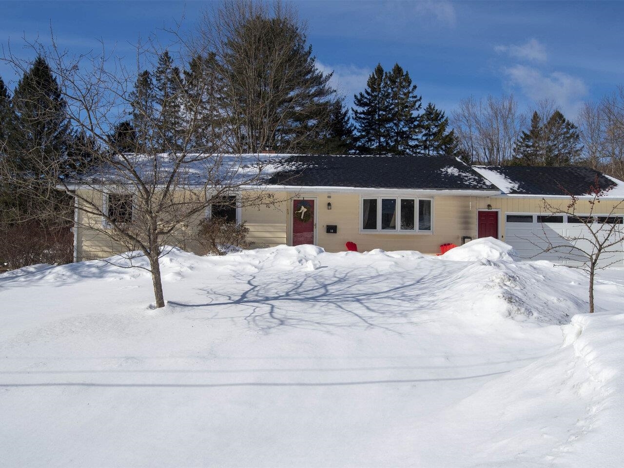 Property Photo: 10 Greenfield Terrace VT 05602