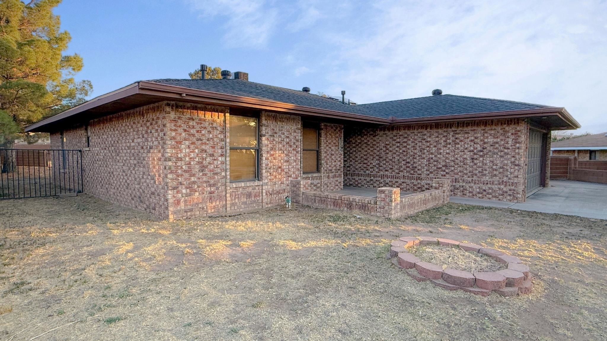Property Photo:  2222 Desert Pine  NM 88310 