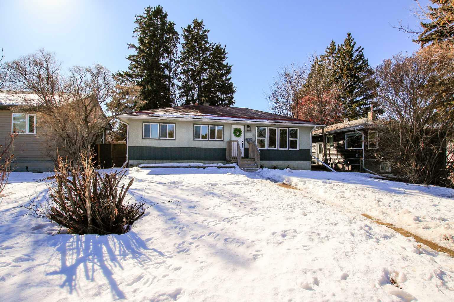 Property Photo:  4133 36 Street  AB T4N 0S7 