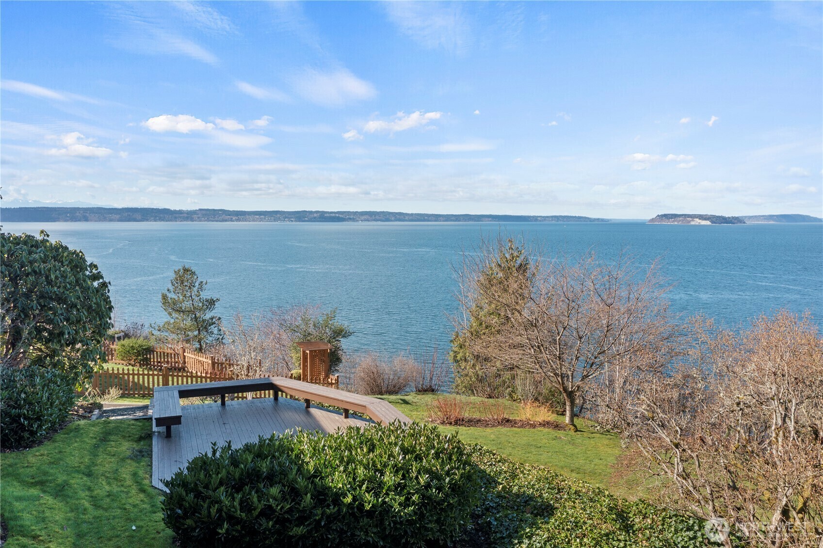 Property Photo:  1203  Madrona Avenue  WA 98203 