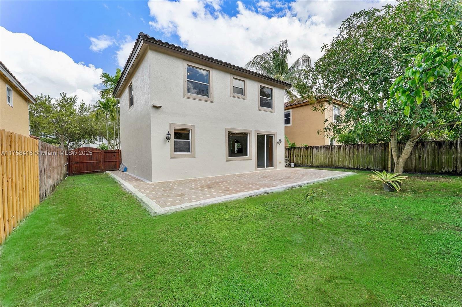 Property Photo: 5220 SW 139th Ter FL 33027