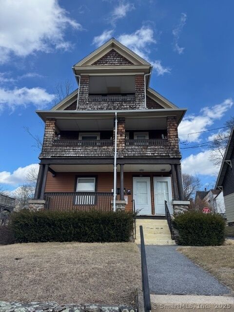 Property Photo: 18 Walnut Street CT 06010