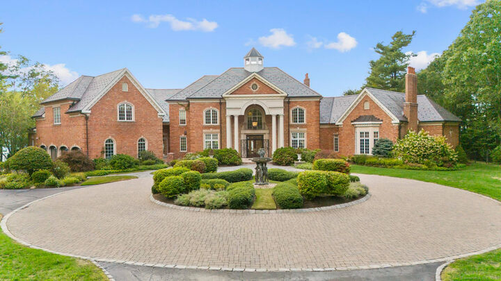 Property Photo: 23 Robkins Road CT 06001