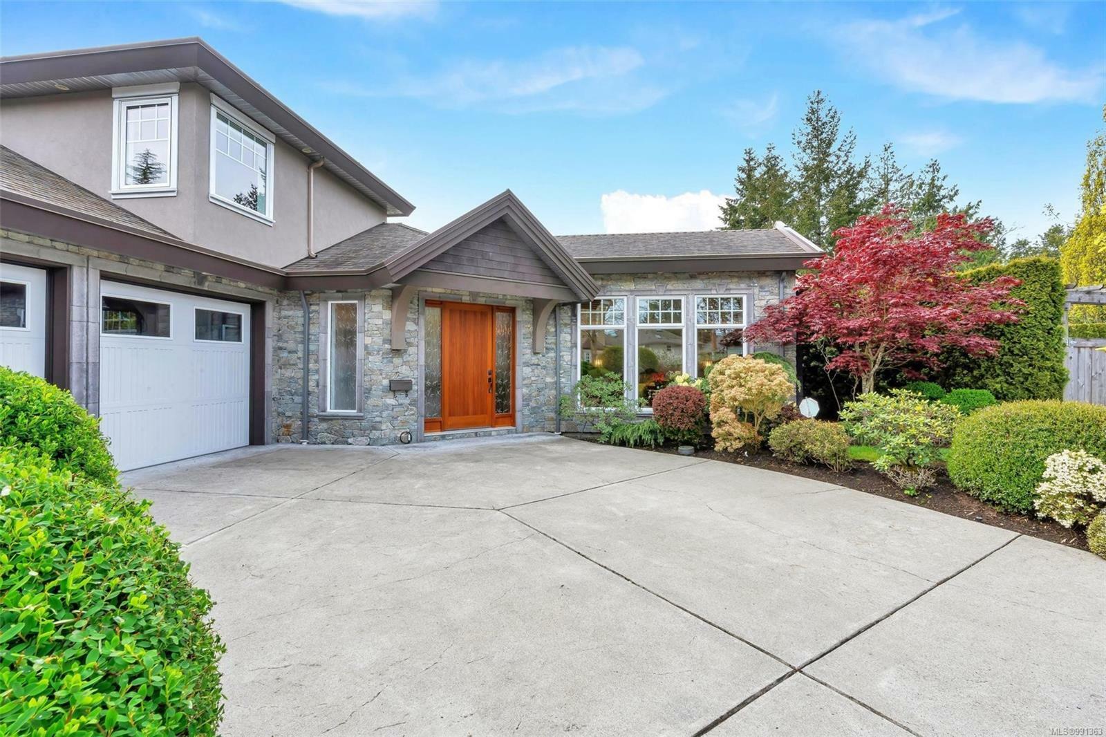Property Photo: 1705 De Sousa Pl BC V8N 3L3