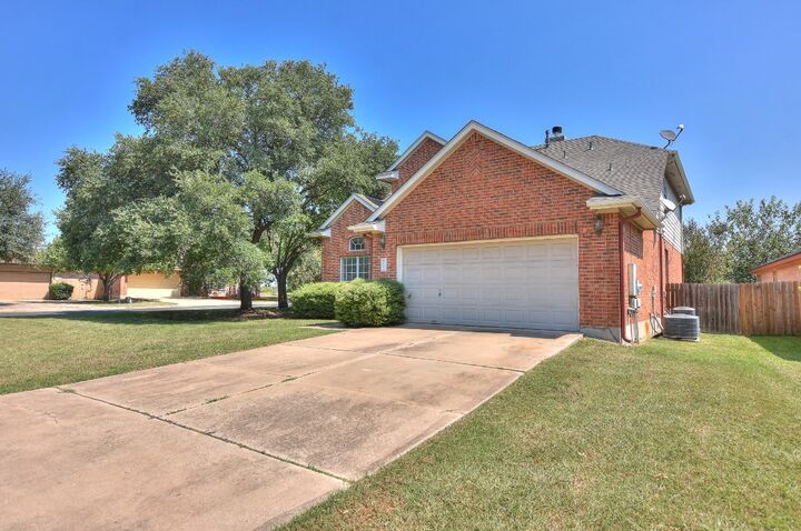 Property Photo: 103 Highalea Court TX 78626