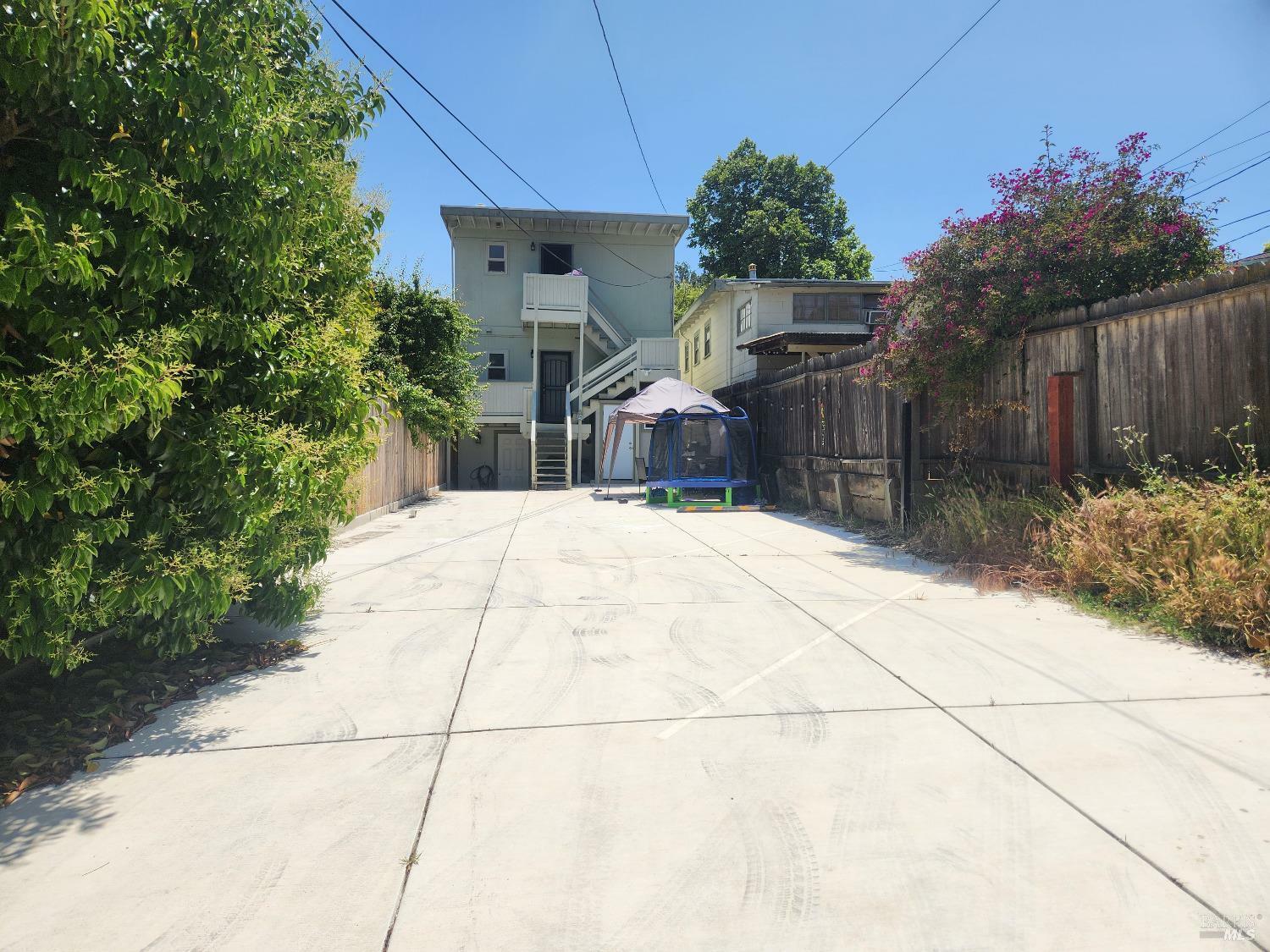 Property Photo:  332 334 Kentucky Street  CA 94590 