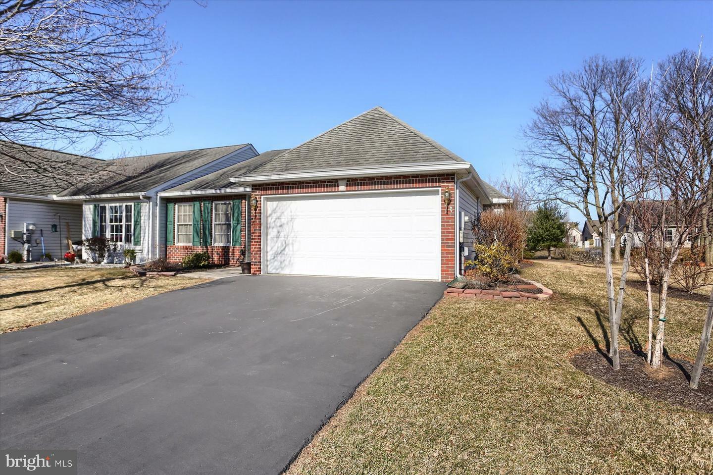 Property Photo:  40 Burwick Drive  PA 17050 