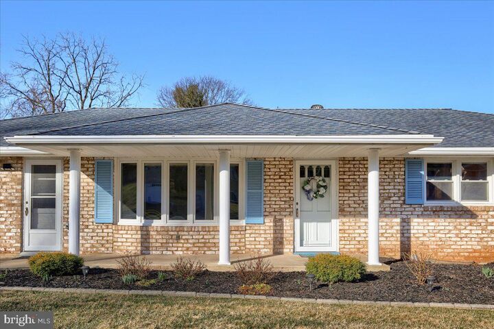 2012 Thelon Drive  York PA 17408 photo
