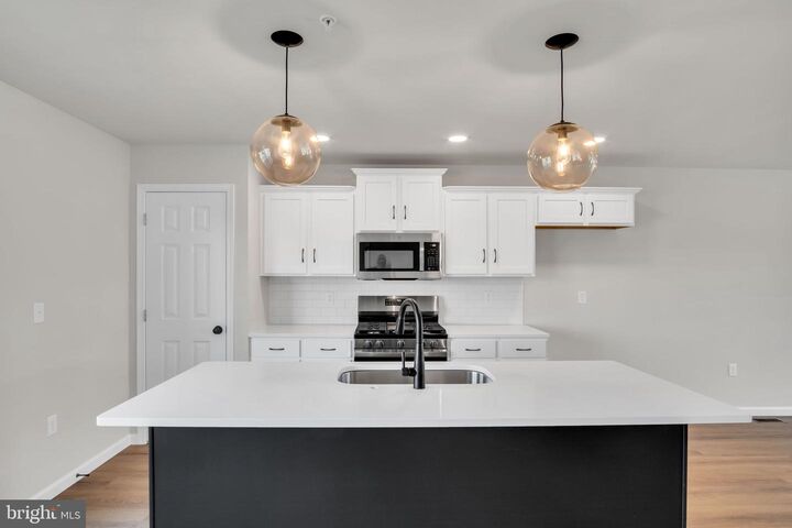 Property Photo:  6 Morgan Circle 012-03  PA 17015 